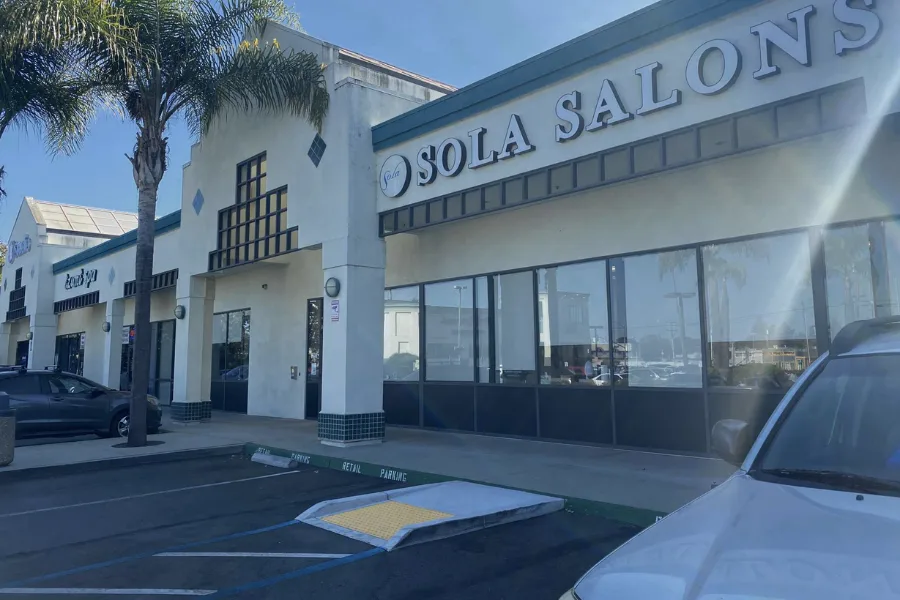 Salon Suite Owners Guide example of accessible salon suite location