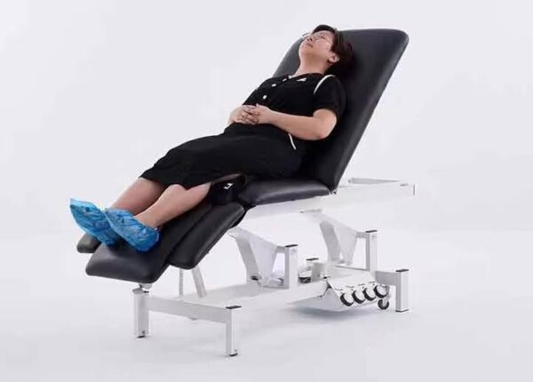 electric-portable-beauty-massage-table-with-adjustable-bed-07 electric-portable-beauty-massage-table-with-adjustable-bed-07