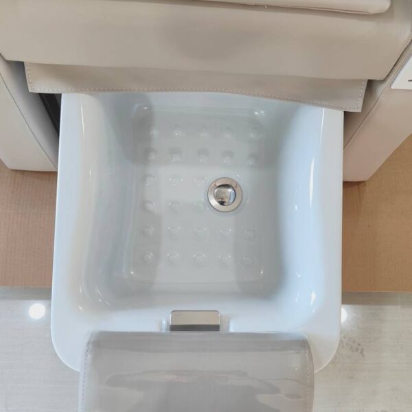 medical-grade-pedicure-spa-chair-zero-gravity-self-cleanin-03 medical-grade-pedicure-spa-chair-zero-gravity-self-cleanin-03
